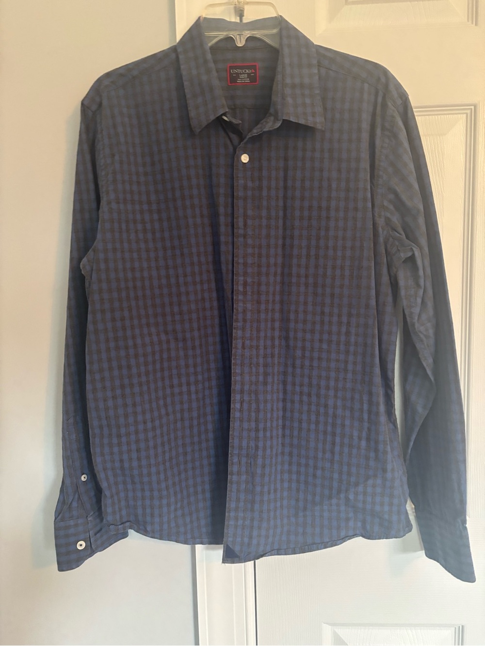 UNTUCKit Men's Blue and gray Checked Button-Down Shirt - brand new without tag